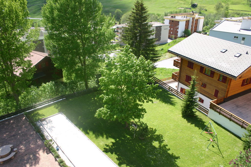 Alfa Appartements Superior Leukerbad Room photo